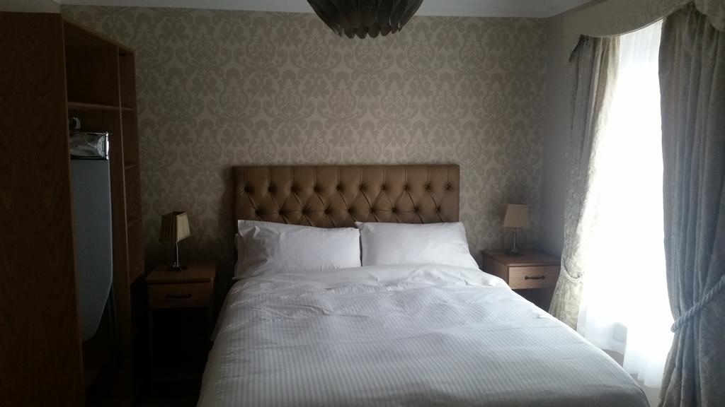 The Central, Buncrana Room photo